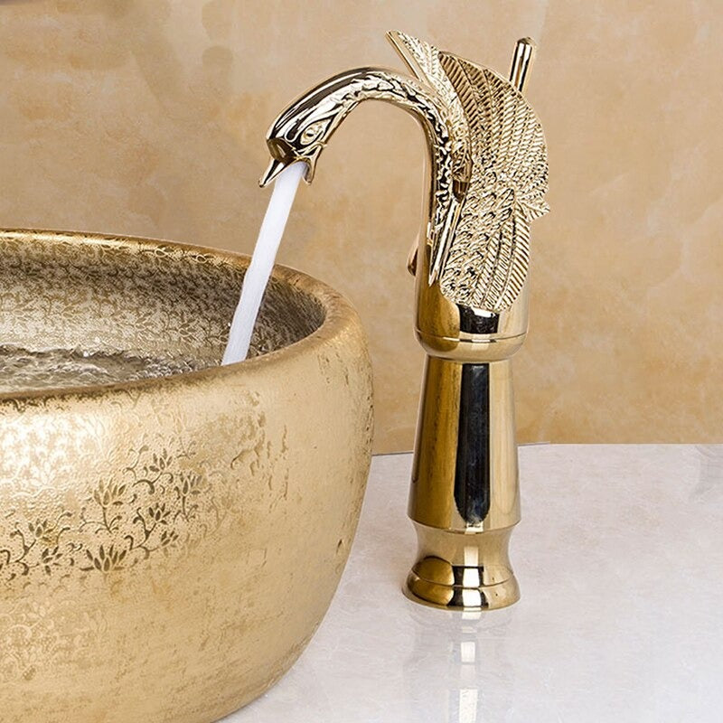 Swan-Shape Deck Mounted Bathroom Faucet Mixer Tap
