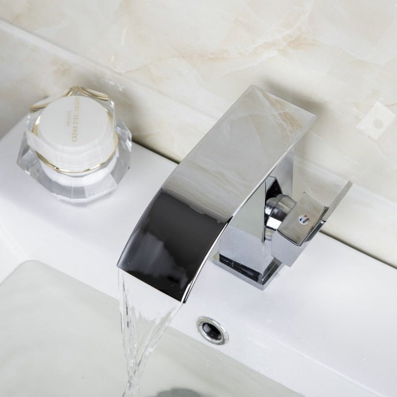 Chrome Silver Single Handle Waterfall Bath Basin Tap