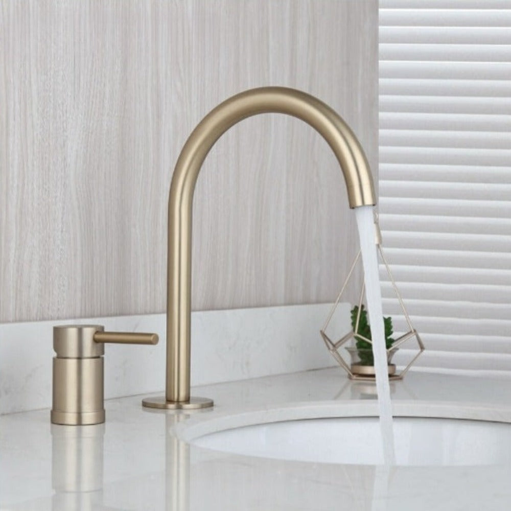 Brushed Gold Bathroom Bathtub Faucet