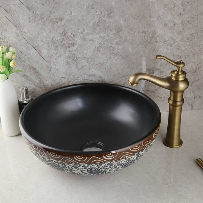 Traditional Bathroom Ceramic Washbasin Faucet Set