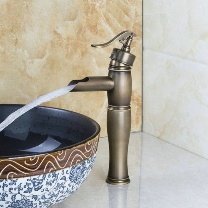 Antique Brass Bathroom Faucet Wash Basin Sink Mixer Tap