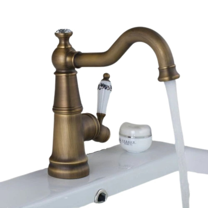 Antique Brass Swivel 360 Rotated Stream Faucet